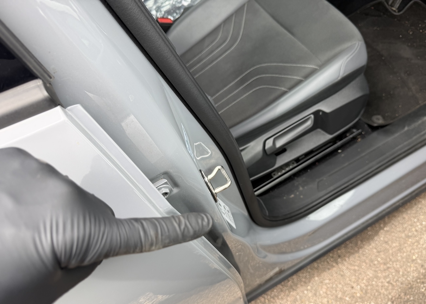VW ID.4 Tyre Pressure Placard Location