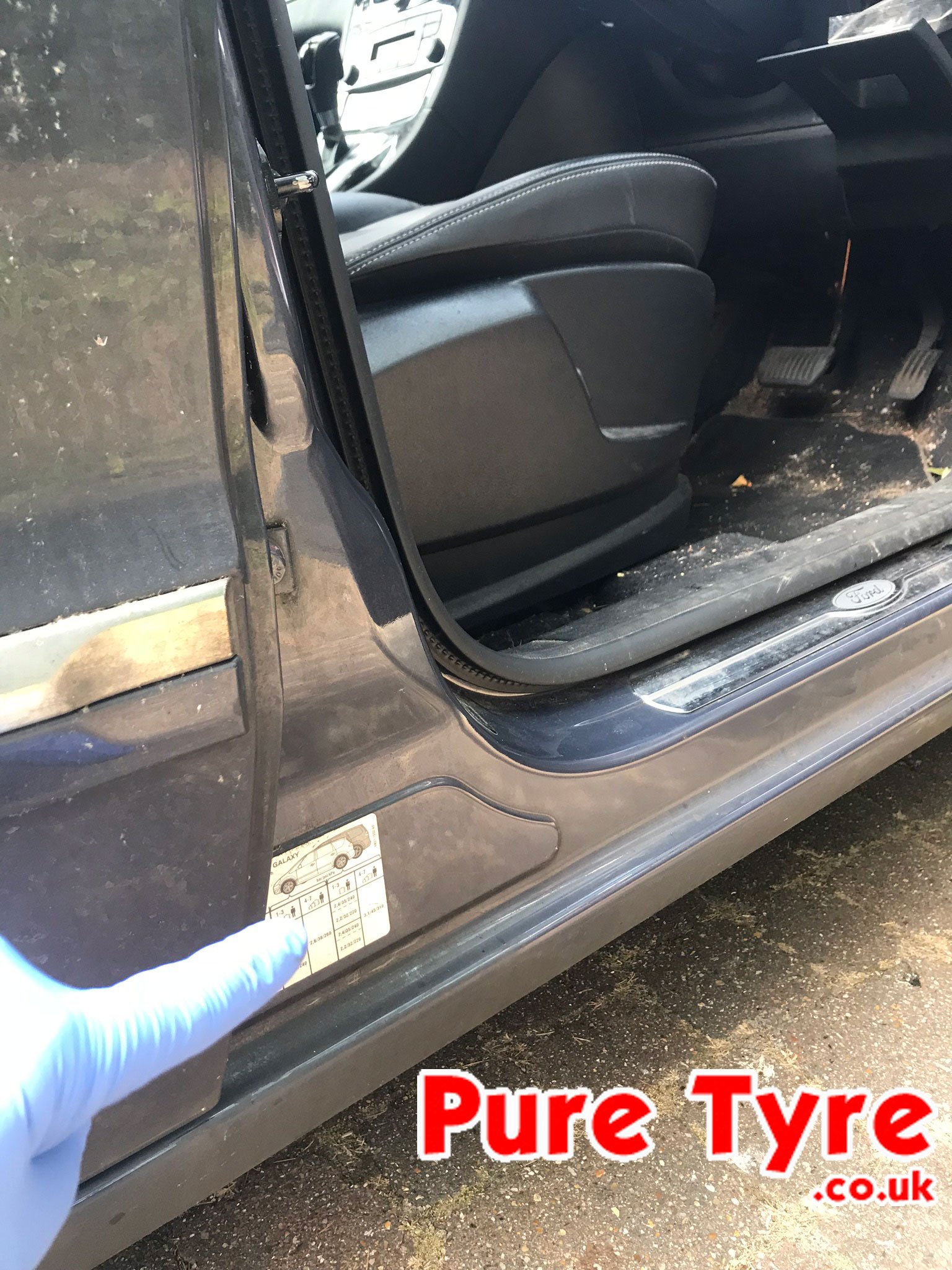 Ford S Max tyre pressure placard location