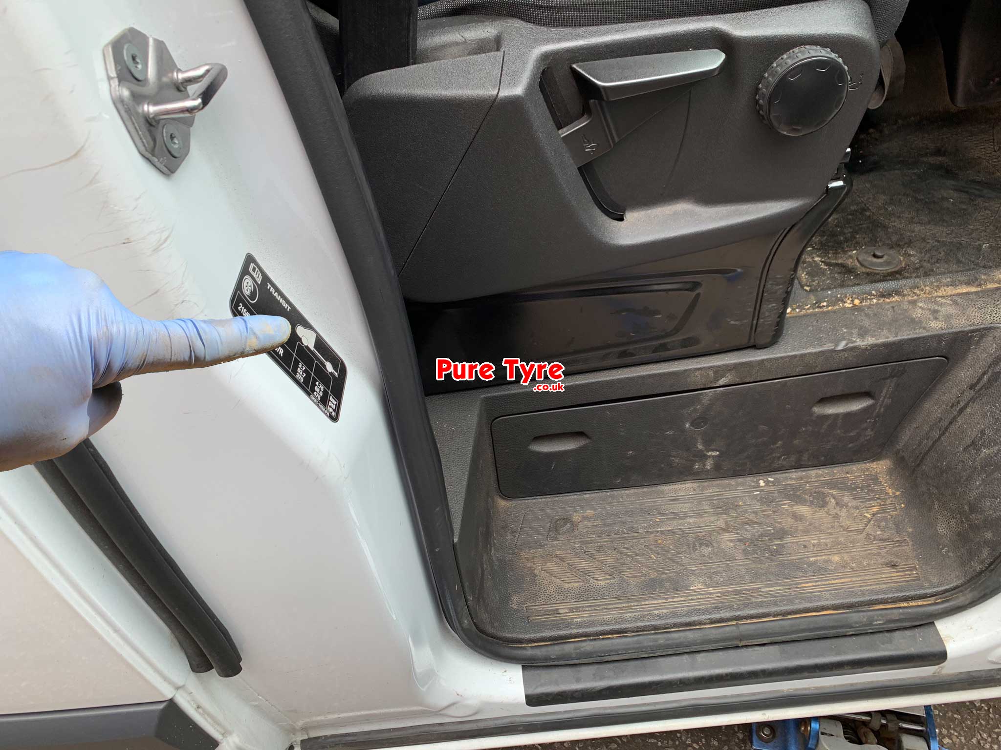 Ford Transit Custom tyre pressure placard location