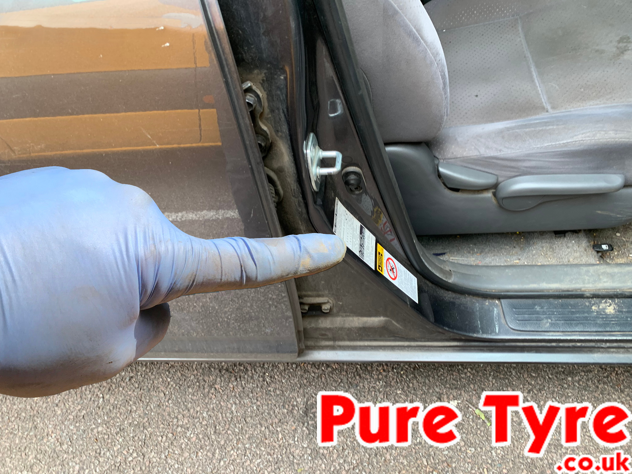 Tyre-pressure placard location for Toyota Prius