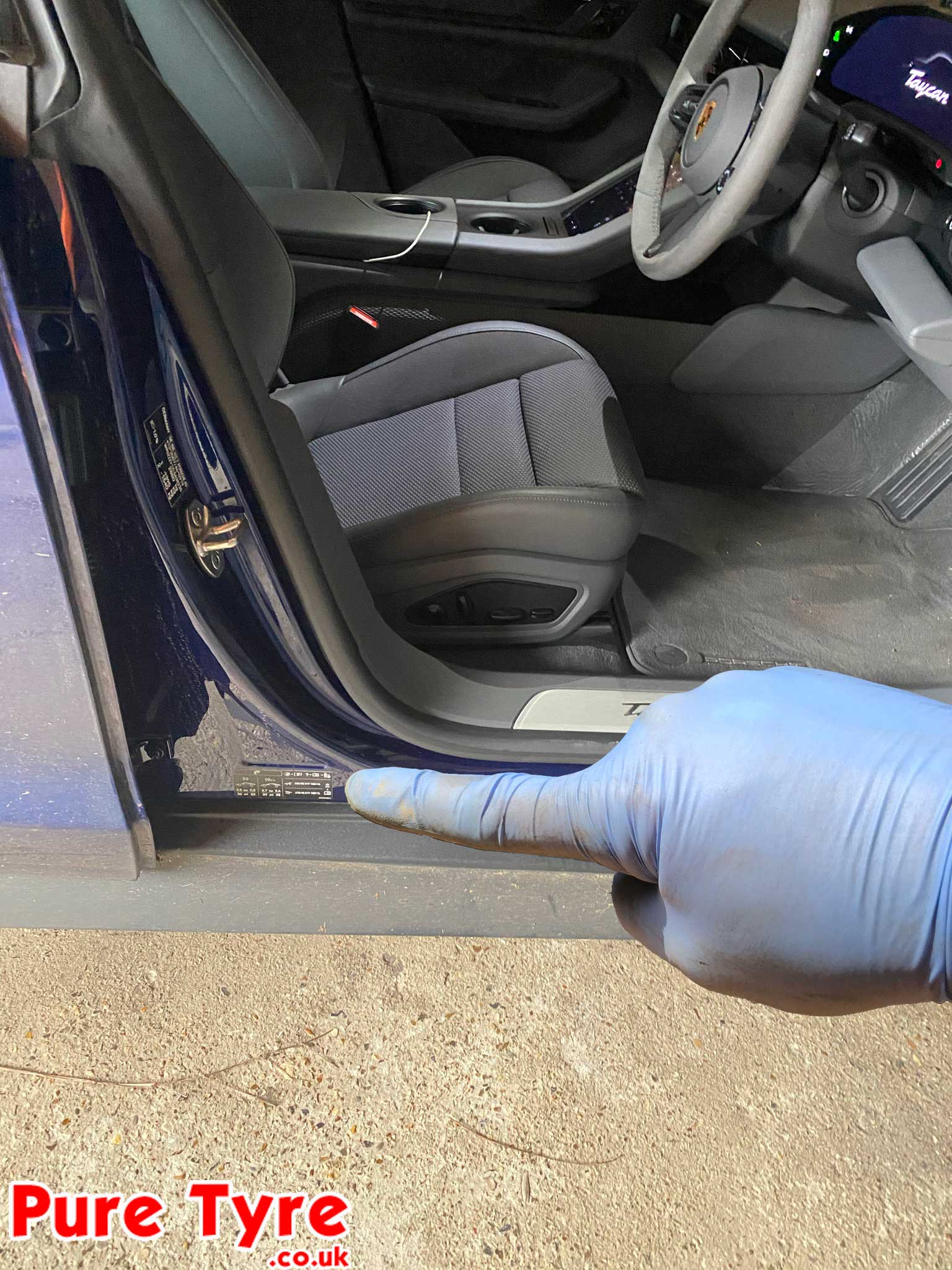 Porsche Taycan 4S tyre pressure placard location