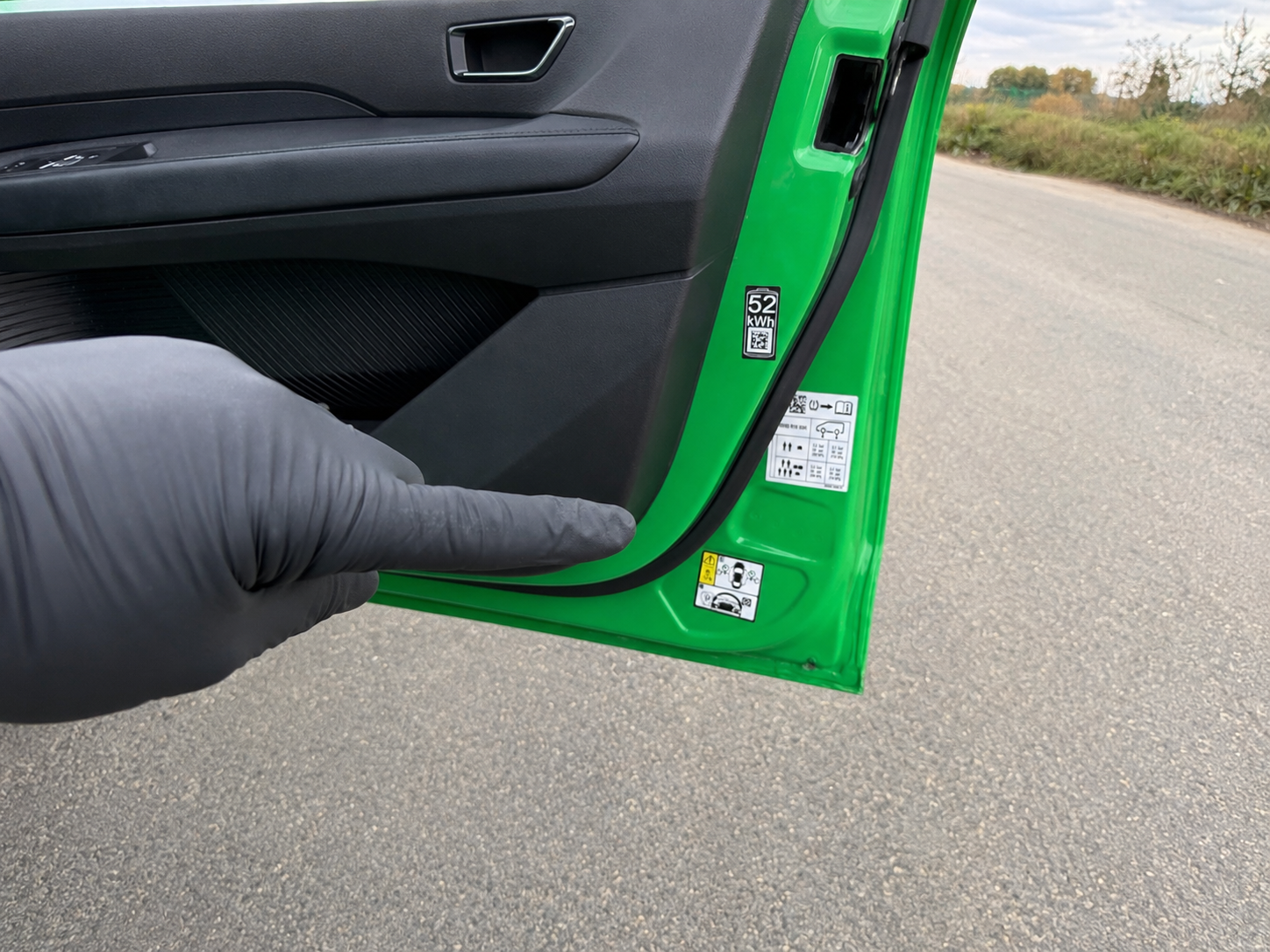 Renault 5 Techno E-Tech Tyre Pressure Placard Location