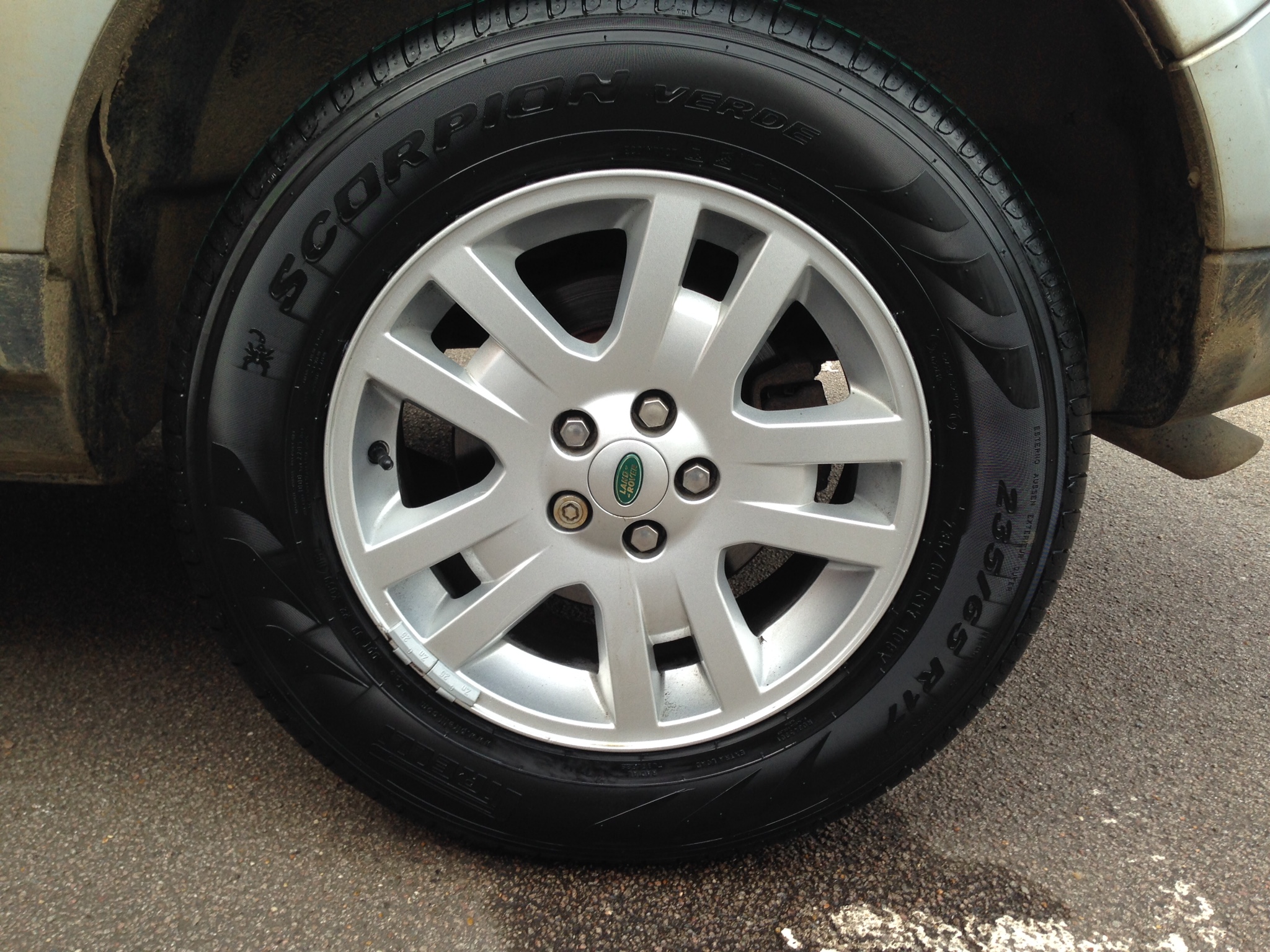 Tyre dressing and alloy wheel cleaned after new tyre fitted.JPG